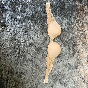 Xhilatation size 34c tan bra